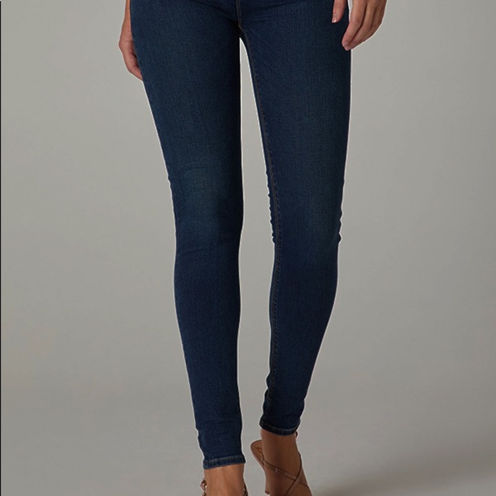 Hudson Jeans Nico dark blue wash skinny mid-rise size 26